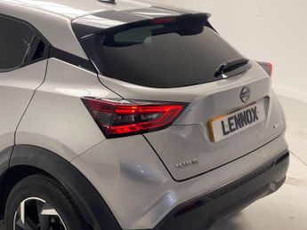 Nissan Juke 1.6 N-Connecta Auto Euro 6 5dr