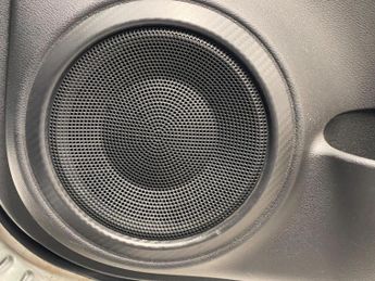 Nissan Juke 1.6 N-Connecta Auto Euro 6 5dr