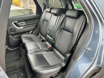 Land Rover Discovery Sport 2.0 TD4 SE Tech Auto 4WD Euro 6 (s/s) 5dr