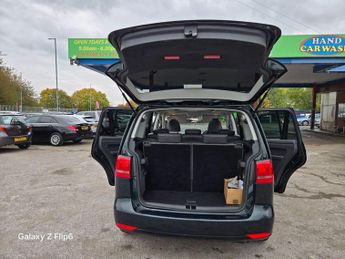 Volkswagen Touran 1.6 TDI SE DSG Euro 5 5dr