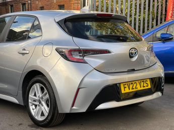 Toyota Corolla 1.8 VVT-h Icon CVT Euro 6 (s/s) 5dr