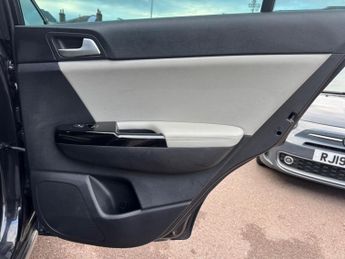 Kia Sportage 1.6 T-GDi GT-Line DCT AWD Euro 6 5dr