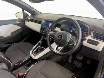 Renault Clio 1.6 E-TECH Techno Auto Euro 6 (s/s) 5dr