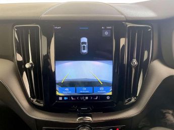 Volvo XC60 2.0 B4 MHEV R-Design Auto AWD Euro 6 (s/s) 5dr