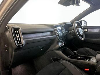 Volvo XC40 Recharge 69kWh Core Auto 5dr