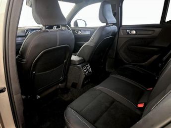 Volvo XC40 Recharge 69kWh Core Auto 5dr