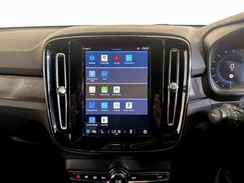 Volvo XC40 Recharge 69kWh Core Auto 5dr