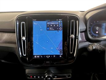 Volvo XC40 Recharge 69kWh Core Auto 5dr