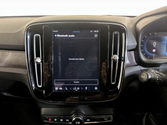 Volvo XC40 Recharge 69kWh Core Auto 5dr