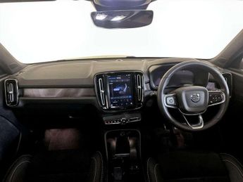 Volvo XC40 Recharge 69kWh Core Auto 5dr