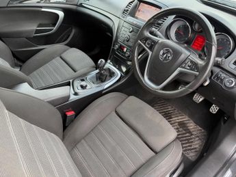 Vauxhall Insignia 2.0 CDTi SRi Nav Euro 5 5dr