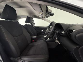 Toyota Yaris 1.5 VVT-h Icon E-CVT Euro 6 (s/s) 5dr