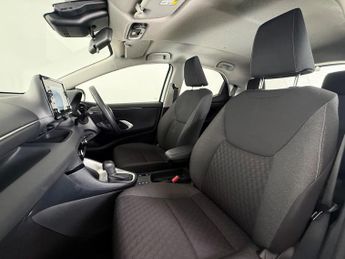 Toyota Yaris 1.5 VVT-h Icon E-CVT Euro 6 (s/s) 5dr
