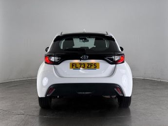 Toyota Yaris 1.5 VVT-h Icon E-CVT Euro 6 (s/s) 5dr