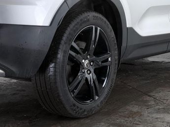 Volvo XC40 2.0 T5 R-Design Auto AWD Euro 6 (s/s) 5dr