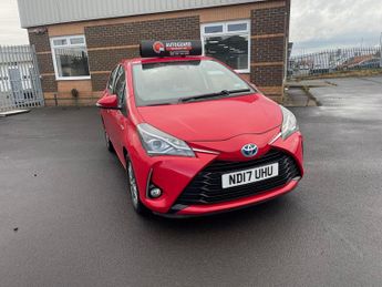 Toyota Yaris 1.5 VVT-h Icon Tech E-CVT Euro 6 (s/s) 5dr