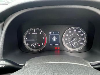 Hyundai TUCSON 1.7 CRDi Blue Drive SE SUV 5dr Diesel DCT Euro 6 (s/s) (141 ps)