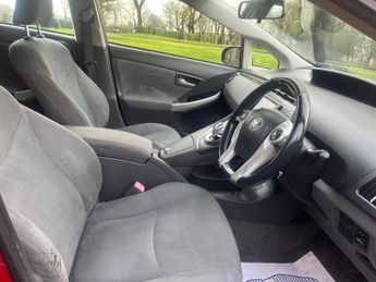 Toyota Prius 1.8 VVT-h T Spirit CVT Euro 5 (s/s) 5dr