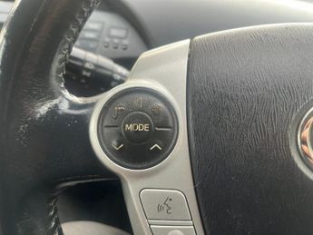 Toyota Prius 1.8 VVT-h T Spirit CVT Euro 5 (s/s) 5dr