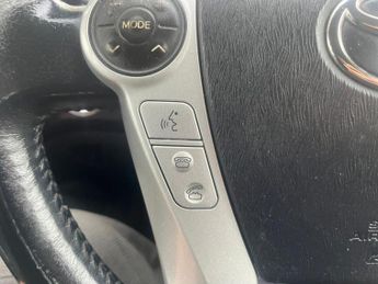 Toyota Prius 1.8 VVT-h T Spirit CVT Euro 5 (s/s) 5dr