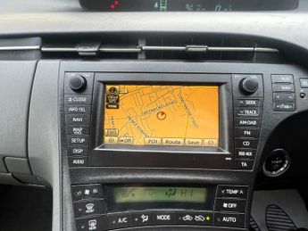 Toyota Prius 1.8 VVT-h T Spirit CVT Euro 5 (s/s) 5dr