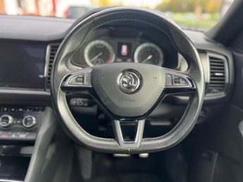 Skoda Kodiaq 2.0 TDI SportLine DSG 4WD Euro 6 (s/s) 5dr (7 Seat)