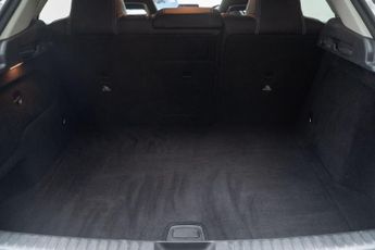 Mercedes-Benz GLA 1.6 GLA180 Urban Edition 7G-DCT Euro 6 (s/s) 5dr