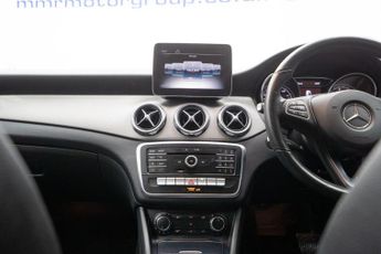 Mercedes-Benz GLA 1.6 GLA180 Urban Edition 7G-DCT Euro 6 (s/s) 5dr