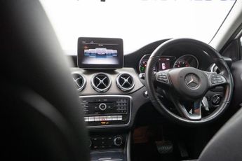 Mercedes-Benz GLA 1.6 GLA180 Urban Edition 7G-DCT Euro 6 (s/s) 5dr