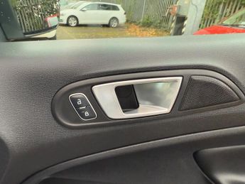 Ford EcoSport 1.0T EcoBoost Titanium Auto Euro 6 (s/s) 5dr