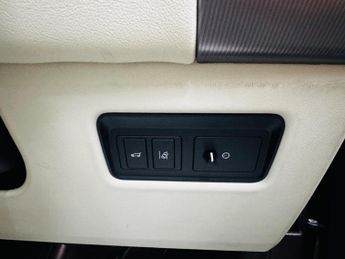 Land Rover Range Rover Sport 2.0 SD4 HSE Auto 4WD Euro 6 (s/s) 5dr