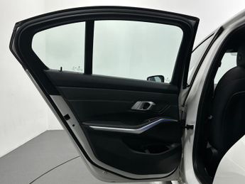 BMW 3 Series 2.0 320d MHT M Sport Auto Euro 6 (s/s) 4dr