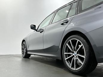 BMW 3 Series 2.0 320d MHT Sport Touring Auto Euro 6 (s/s) 5dr