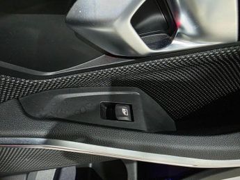 BMW 3 Series 2.0 330e 12kWh SE Pro Auto Euro 6 (s/s) 4dr