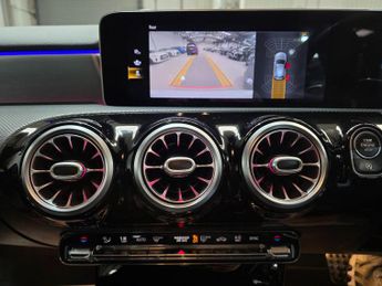 Mercedes-Benz A Class 2.0 A220 AMG Line (Premium Plus) 7G-DCT Euro 6 (s/s) 5dr