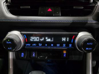 Toyota RAV4 2.5 VVT-h Dynamic CVT 4WD Euro 6 (s/s) 5dr