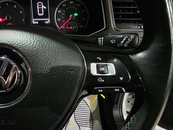 Volkswagen T-Roc 1.5 TSI EVO SE DSG Euro 6 (s/s) 5dr