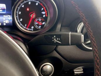 Mercedes-Benz GLA 1.6 GLA180 AMG Line Edition 7G-DCT Euro 6 (s/s) 5dr