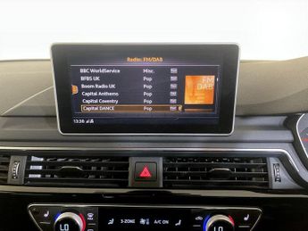 Audi A4 Avant 2.0 TFSI 40 Black Edition S Tronic Euro 6 (s/s) 5dr