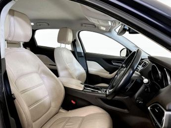 Jaguar F-PACE 2.0 D180 Prestige Auto AWD Euro 6 (s/s) 5dr