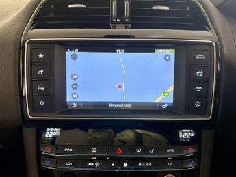 Jaguar F-PACE 2.0 D180 Prestige Auto AWD Euro 6 (s/s) 5dr