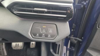 VOLKSWAGEN ID4 ELECTRIC ESTATE LIFE 5DR Automatic