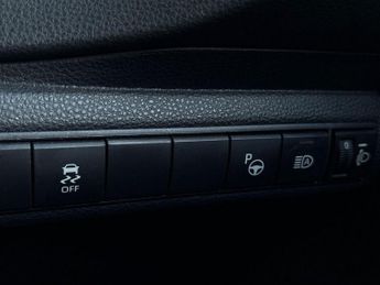 Toyota Corolla 1.8 VVT-h GPF Icon Tech Hatchback 5dr Petrol Hybrid CVT Euro 6 (