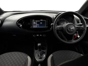 Toyota Aygo X 1.0 VVT-i Edge Hatchback 5dr Petrol x-shift Euro 6 (s/s) (72 ps)