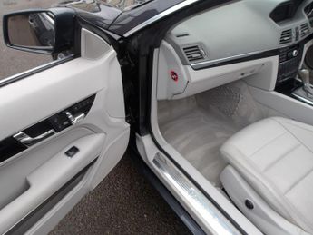 Mercedes-Benz E Class 2.1 E250 CDI BlueEfficiency SE Edition 125 Cabriolet G-Tronic+ E