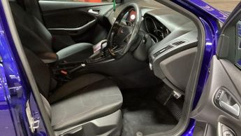 Ford Focus 1.5T EcoBoost ST-Line Auto Euro 6 (s/s) 5dr