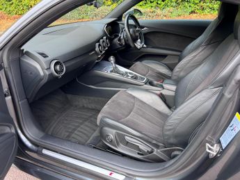 Audi TT 2.0 TFSI S line S Tronic Euro 6 (s/s) 3dr