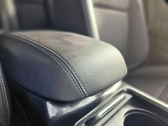 Ford Kuga 1.5T EcoBoost Titanium Auto AWD Euro 6 (s/s) 5dr