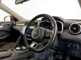 MG MG ZS 51.1kWh SE Auto 5dr