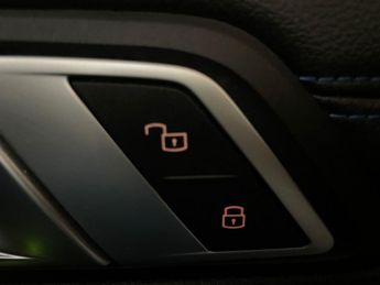 BMW 3 Series 2.0 330e 12kWh M Sport Touring Auto xDrive Euro 6 (s/s) 5dr